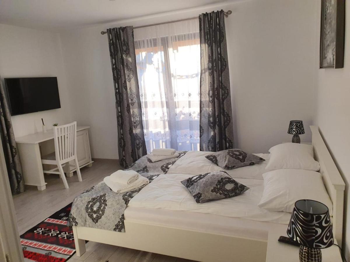 Casa Alexandru - Locul In Care Te Simti Acasa Hotell Viseu de Jos Eksteriør bilde